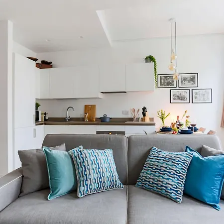 Apartment The Rent - Modern Bright In The Heart Of *