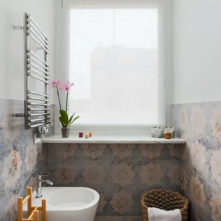 The Rent - Modern Bright In The Heart Of Apartment Mailand